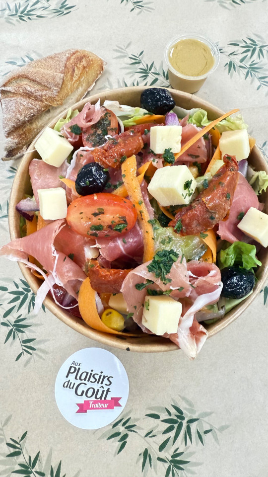 SALADE CHARCUTIÈRE