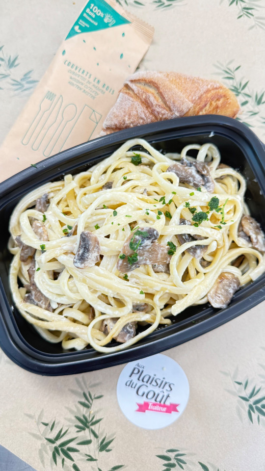 LINGUINES AUX CHAMPIGNONS FRAIS